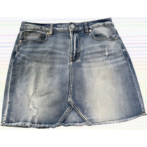 Adorable mini Denim indigo rein skirt distressed size 7 EUC - Picture 1 of 5